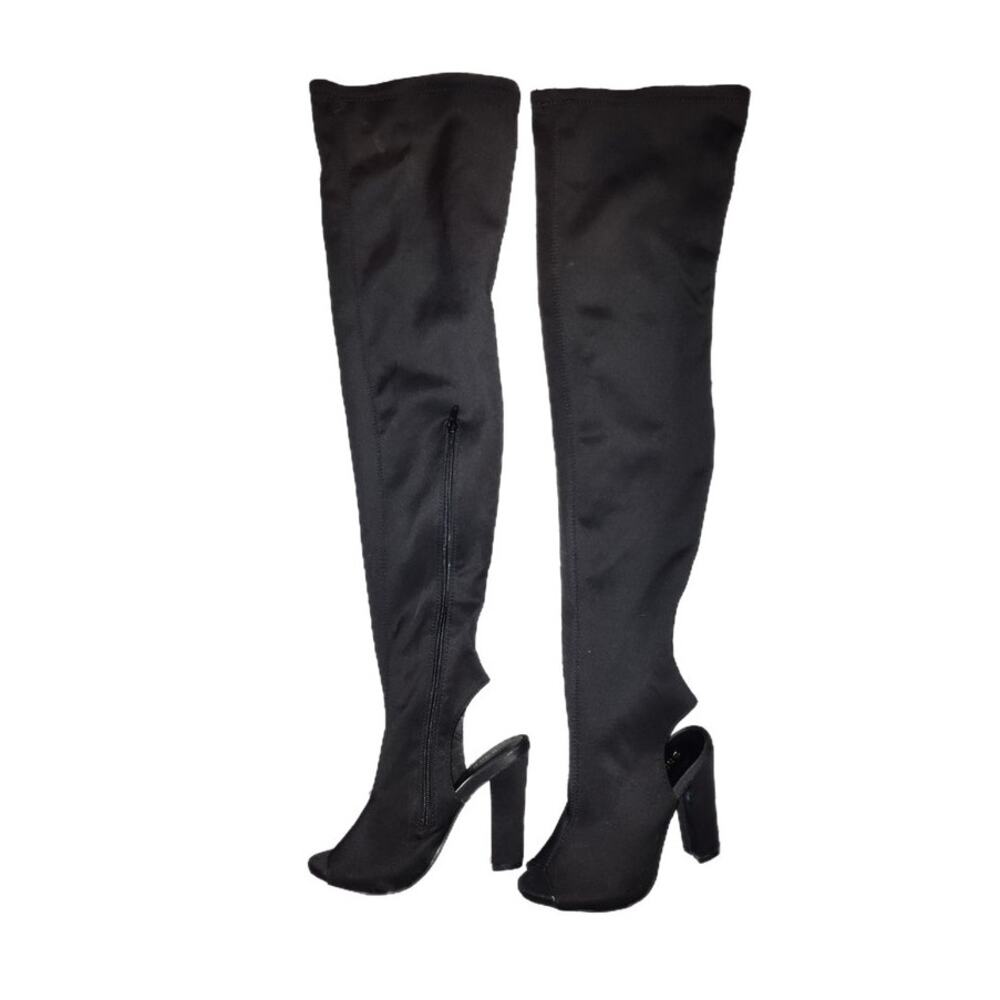 Bamboo Women's Boots Size 6